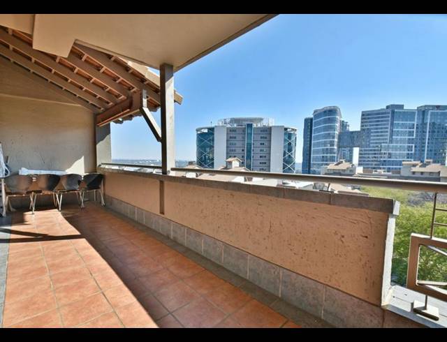 2 BEDROOM APARTMENT FOR SALE IN SANDTON CENTRAL